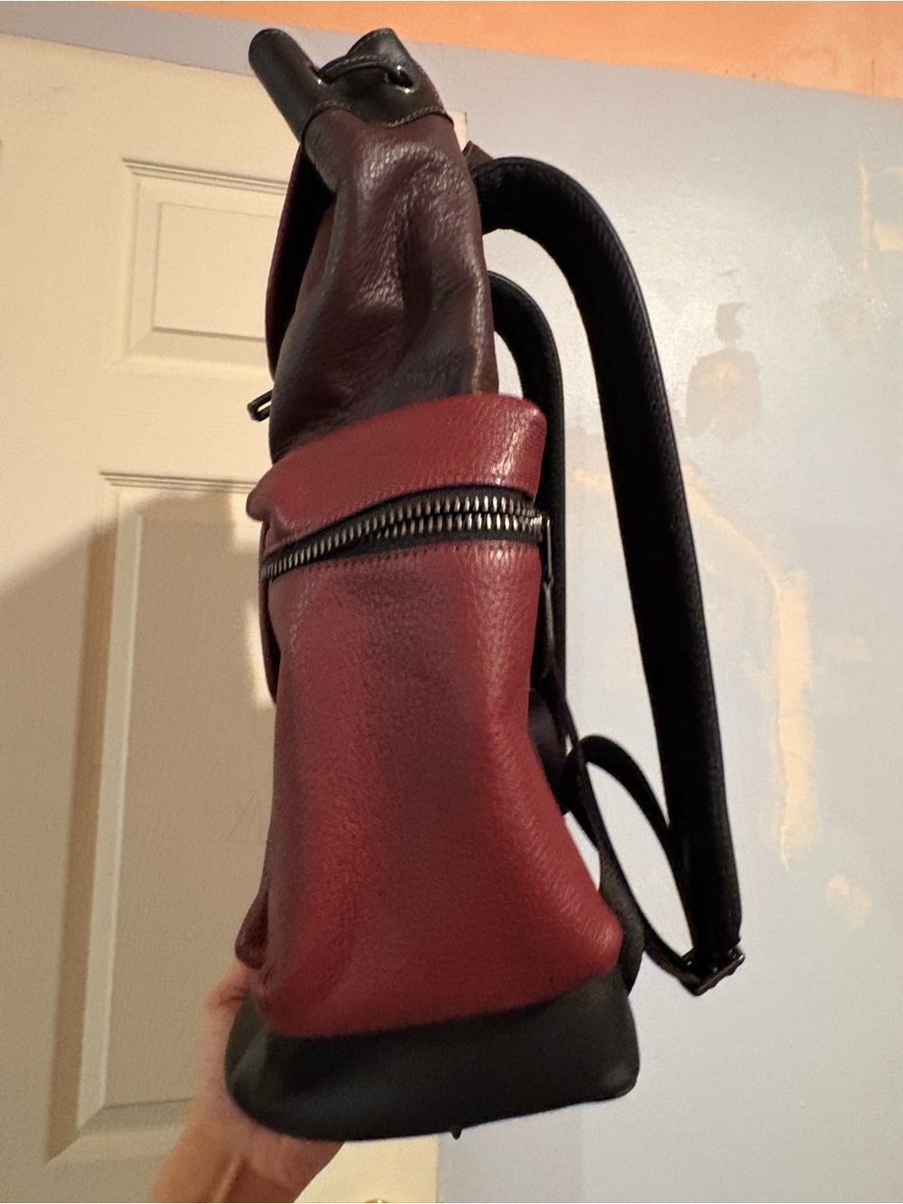 Coach Sprint Men’s Two-Tone Burgundy and Black Leather Backpack New - Picture 3 of 7